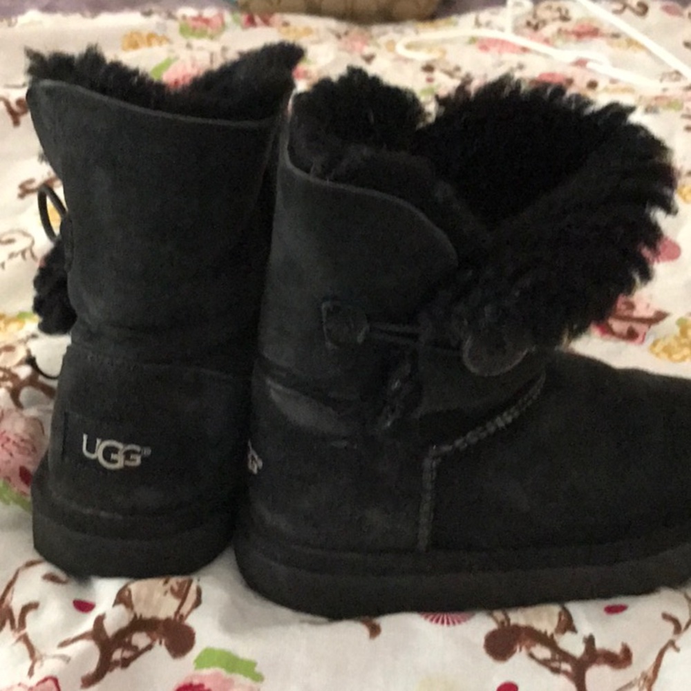 UGGS girl size 11 boots. Used, price reflects.